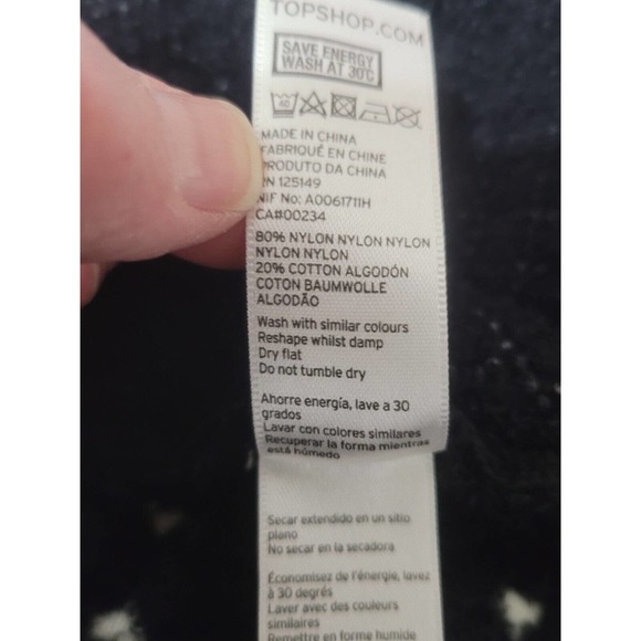 Topshop Geometric Print Thick Knit Dress Size 6 Black White Knee Length Flare - Picture 10 of 10